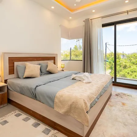 Villa Cookie Le Coquin, 3 Chambre Au Centre De Grand Baie, Jacuzzi Exterior photo