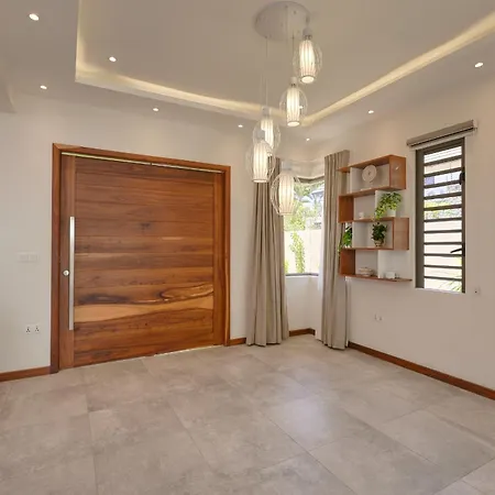 Villa Cookie Le Coquin, 3 Chambre Au Centre De Grand Baie, Jacuzzi Exterior photo