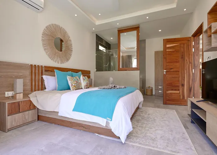 Villa Cookie Le Coquin, 3 Chambre Au Centre De Grand Baie, Jacuzzi